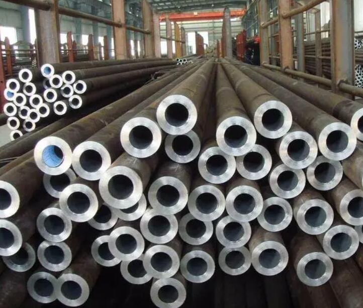 ��Ȫ��ѹ��¯��